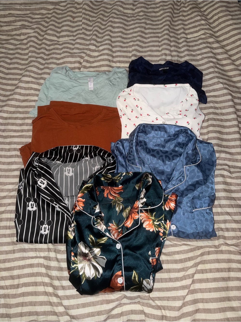 Pajamas-7 sets